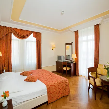 Amadria Park Agava Готель