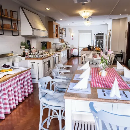 فندق Amadria Park Agava 4*