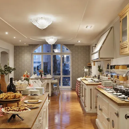 Amadria Park Agava 4* أوباتيا