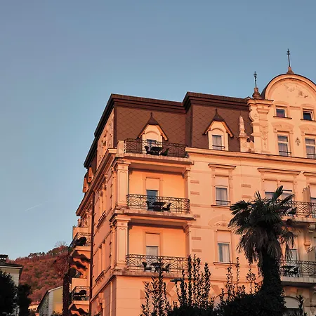 Hotel Amadria Park Agava 4*